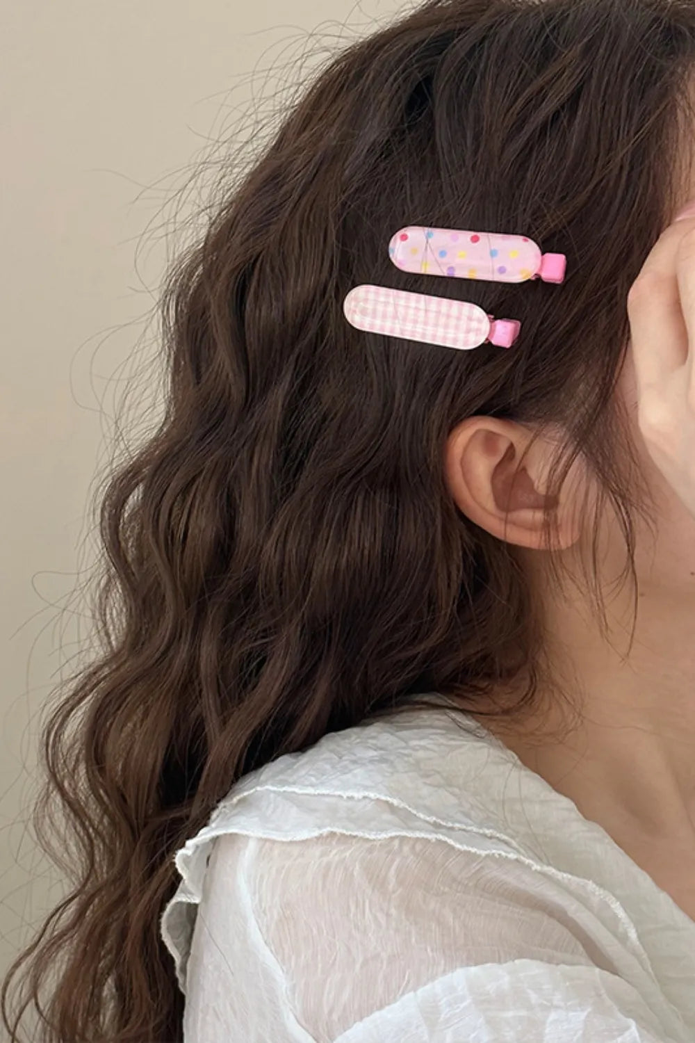 Acrylic Hair Clip Set Secondary image
