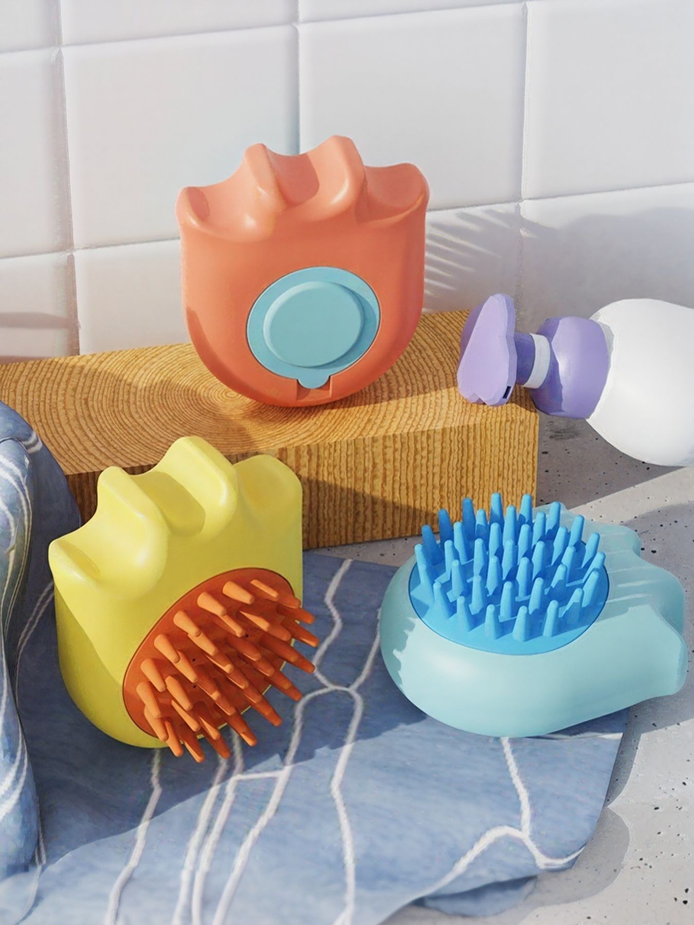 Silicone Pet Shower Brush Secondary image