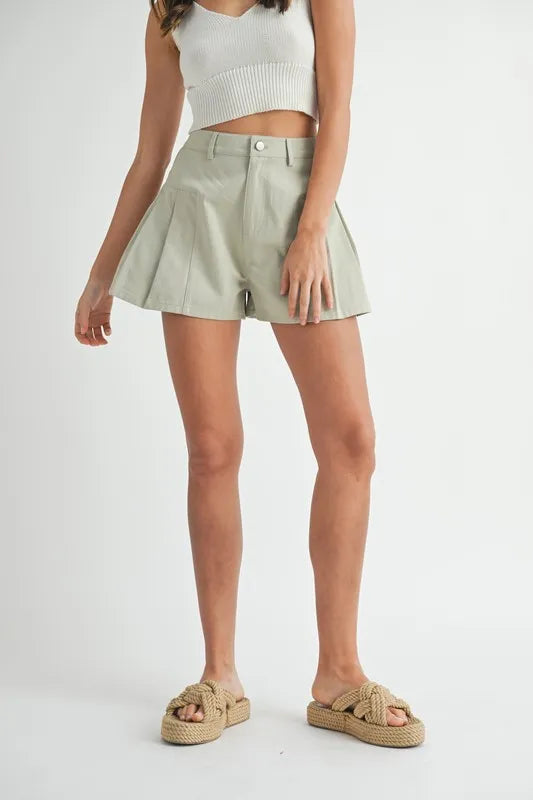 Pleated High-Waist Twill Shorts Secondary image