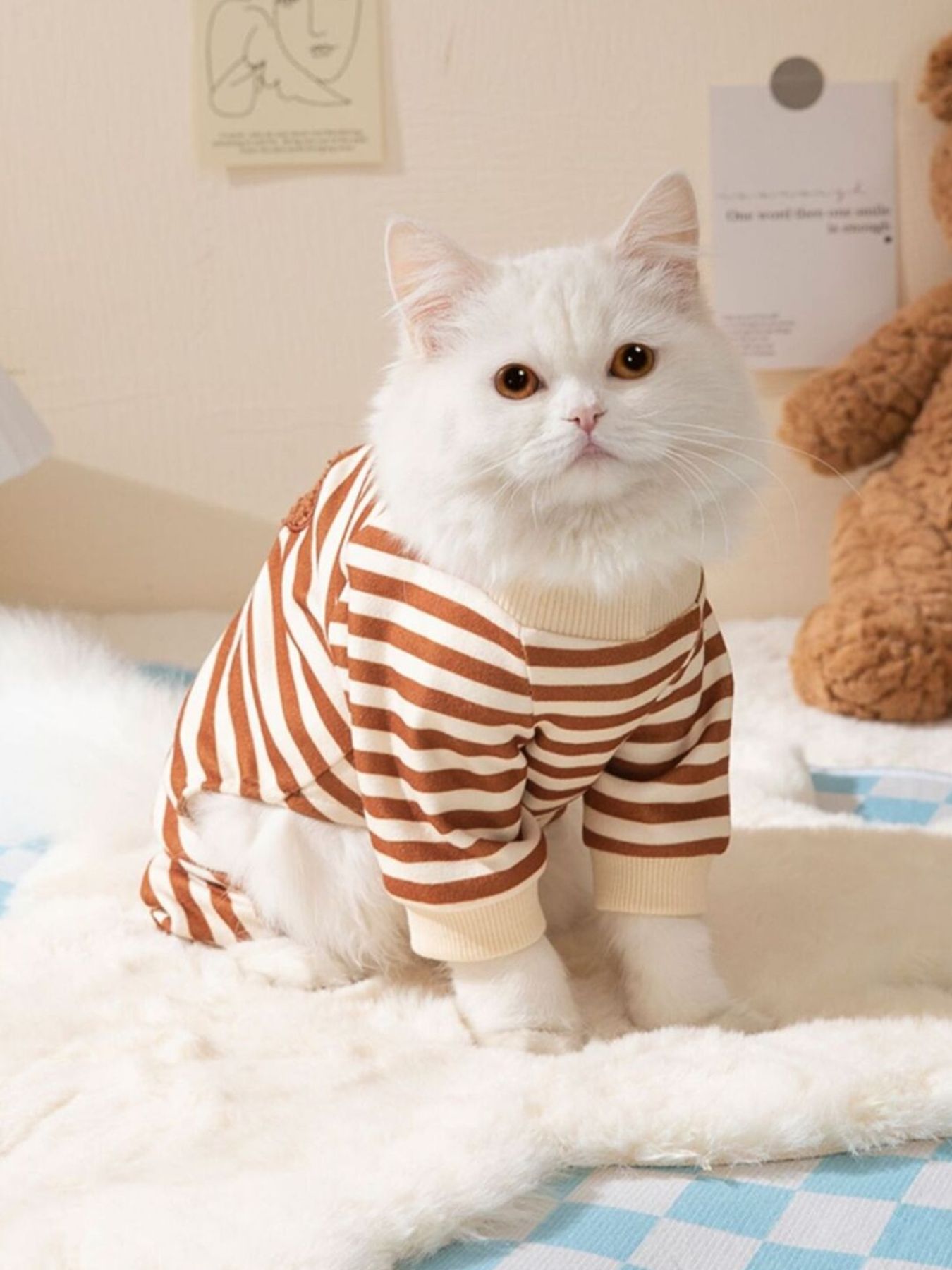 Striped Applique Pet Sweater Secondary image