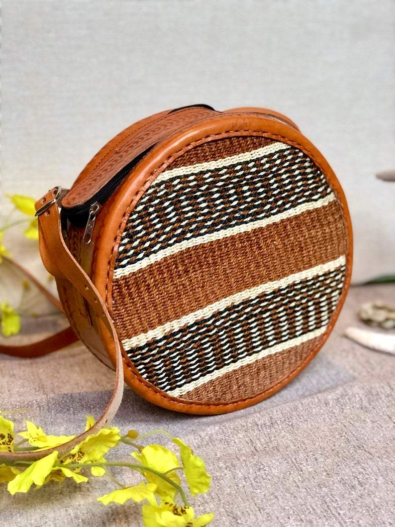 Woven Sisal Round Crossbody Bag Main image
