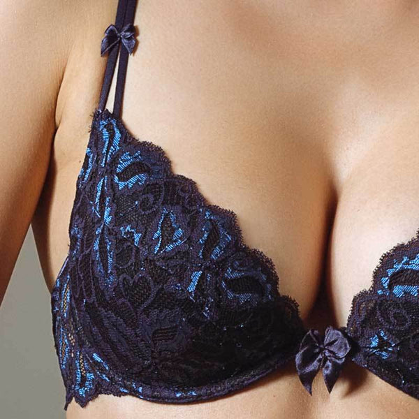 Lavinia Lace Plunge Push-Up Bra in Powder Pink